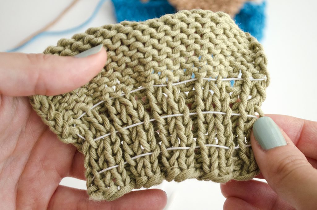 Cómo coser con hilo elástico, explicado desde cero